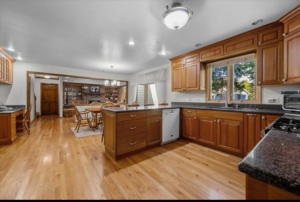 831 Bellingrath Court