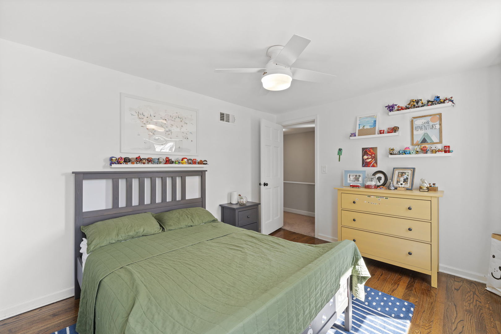 6S345 Greenwich Court