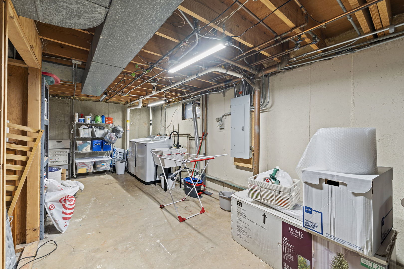 6S345 Greenwich Court