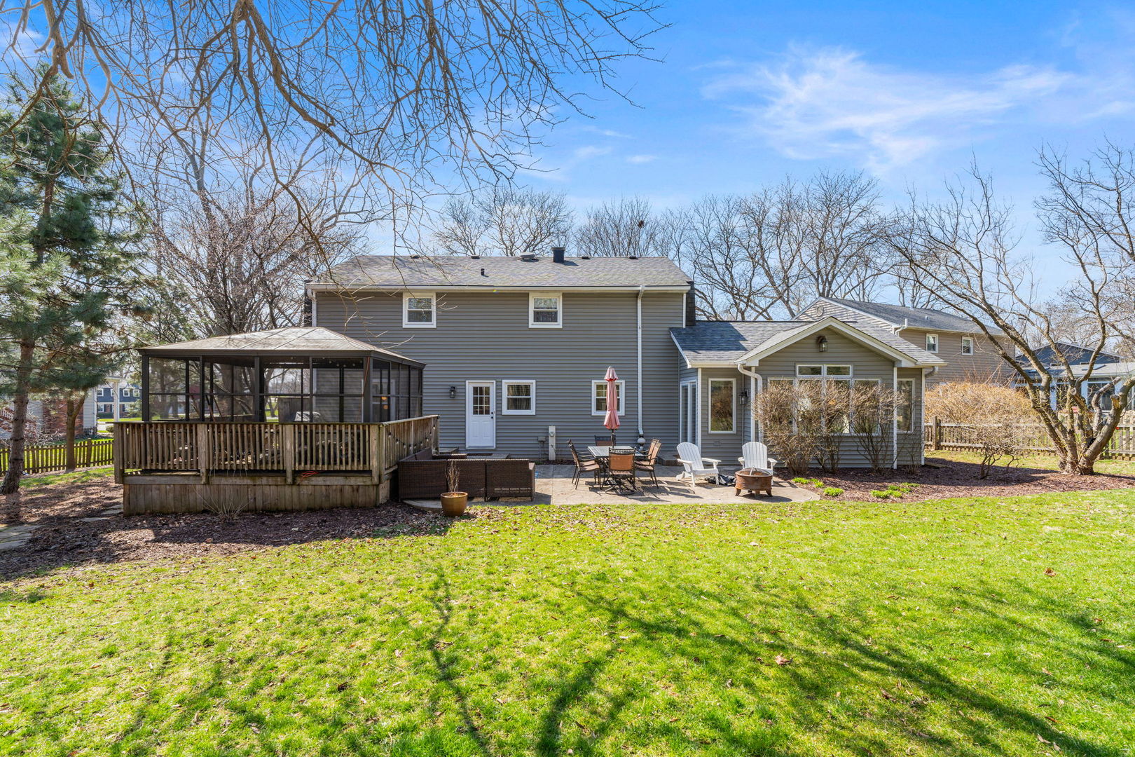 6S345 Greenwich Court