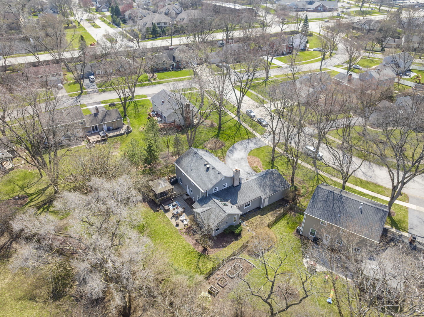 6S345 Greenwich Court