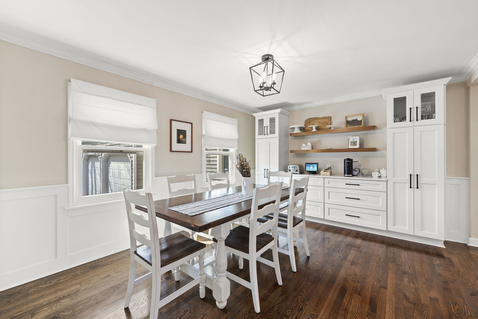 6S345 Greenwich Court