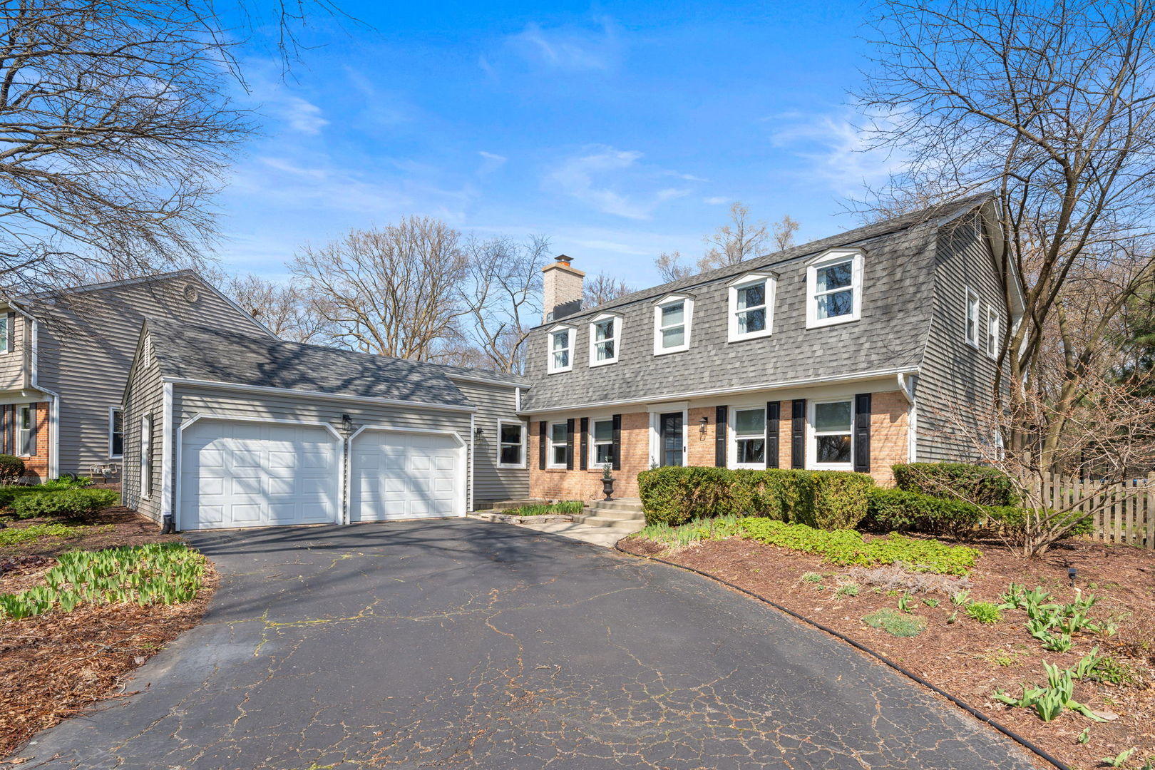 6S345 Greenwich Court