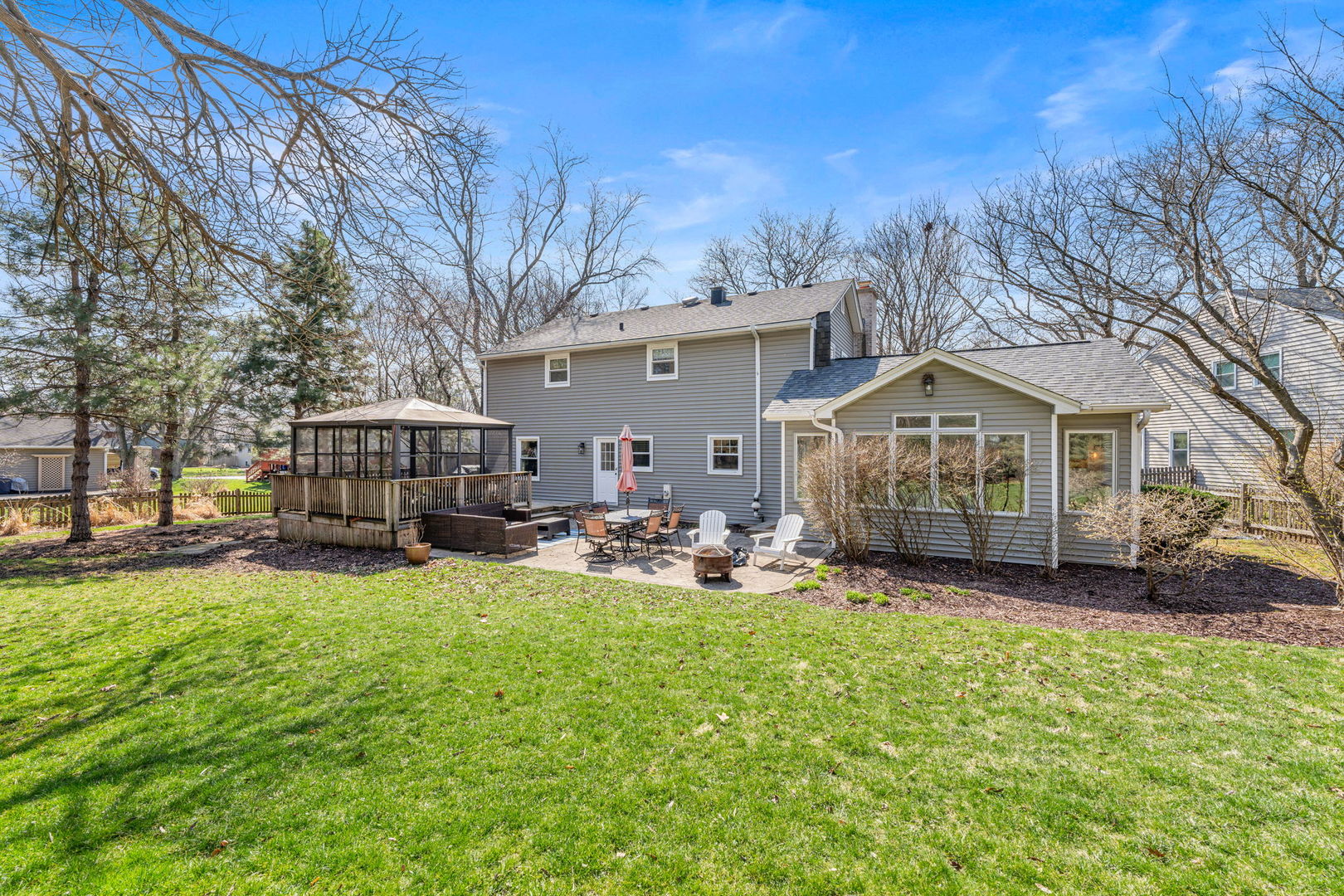 6S345 Greenwich Court