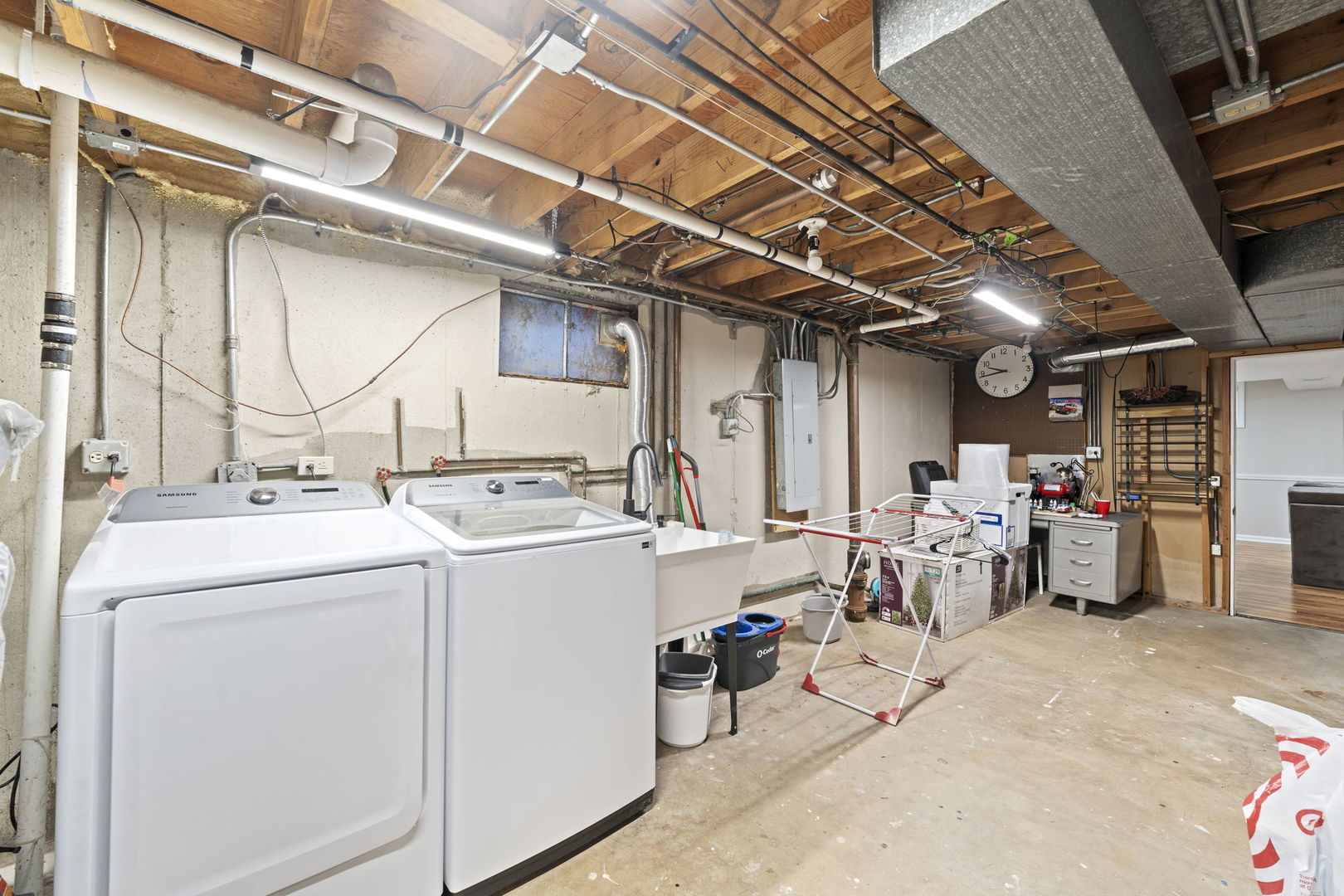 6S345 Greenwich Court