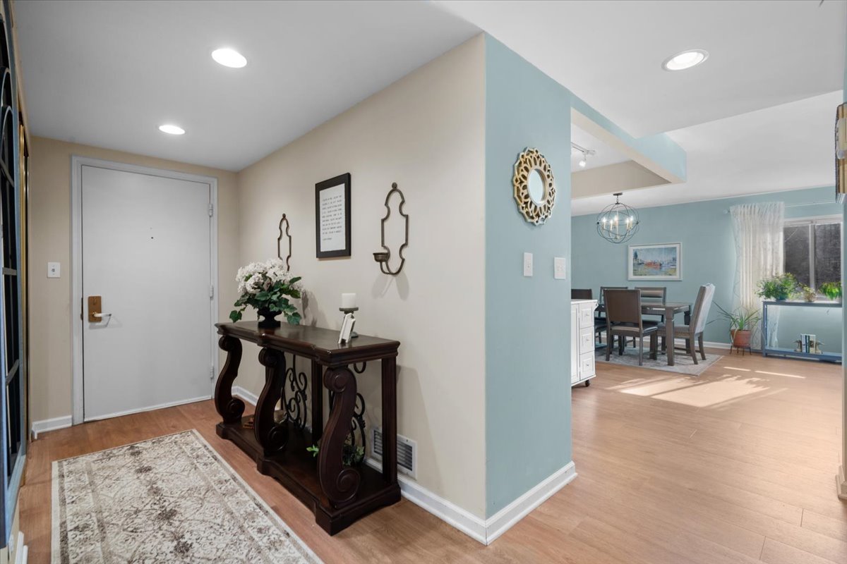 1105 N Mill Street Unit: 123