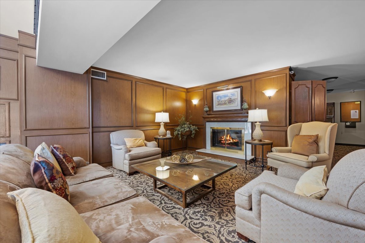 1105 N Mill Street Unit: 123