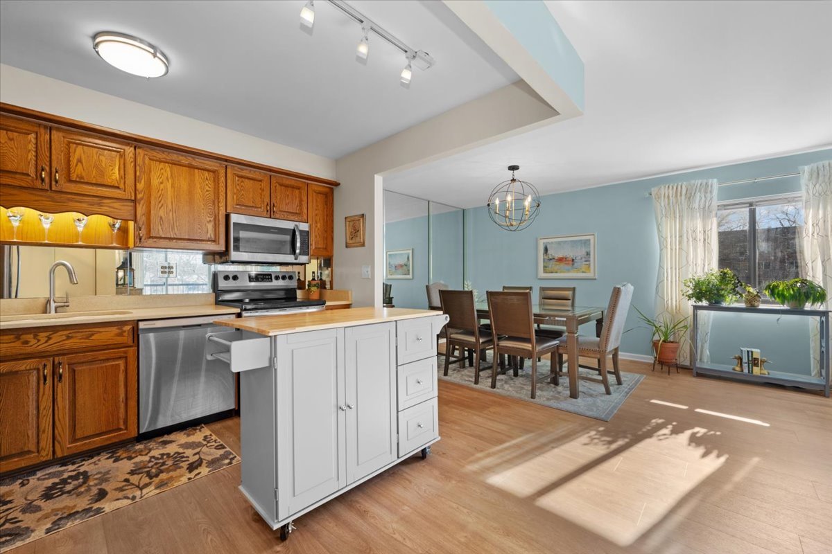 1105 N Mill Street Unit: 123