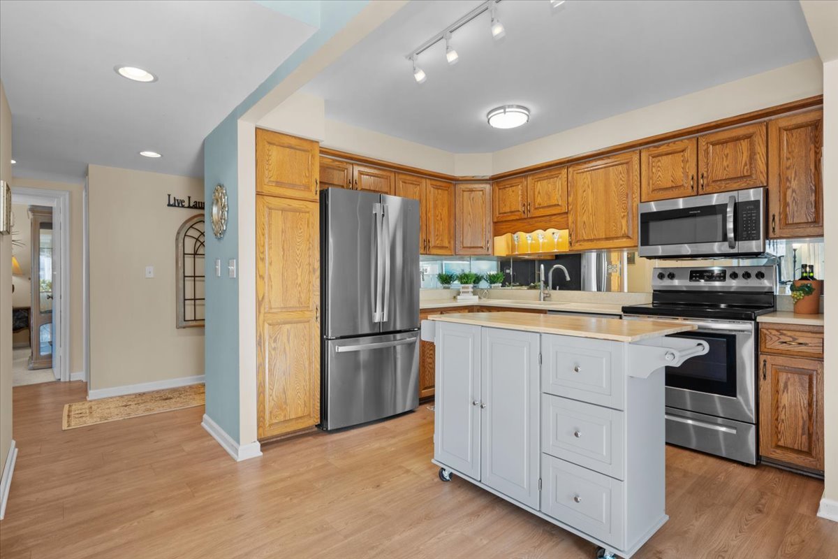 1105 N Mill Street Unit: 123