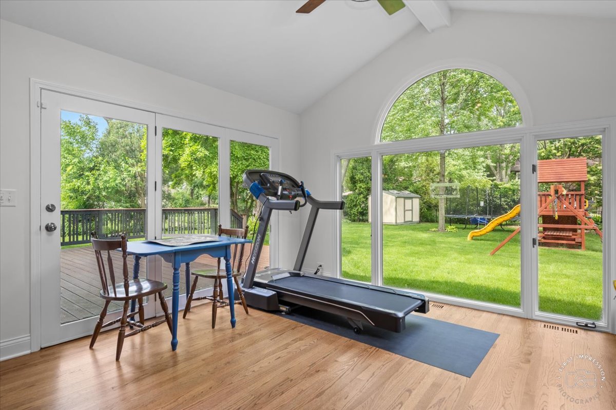 824 Royal St . George Drive