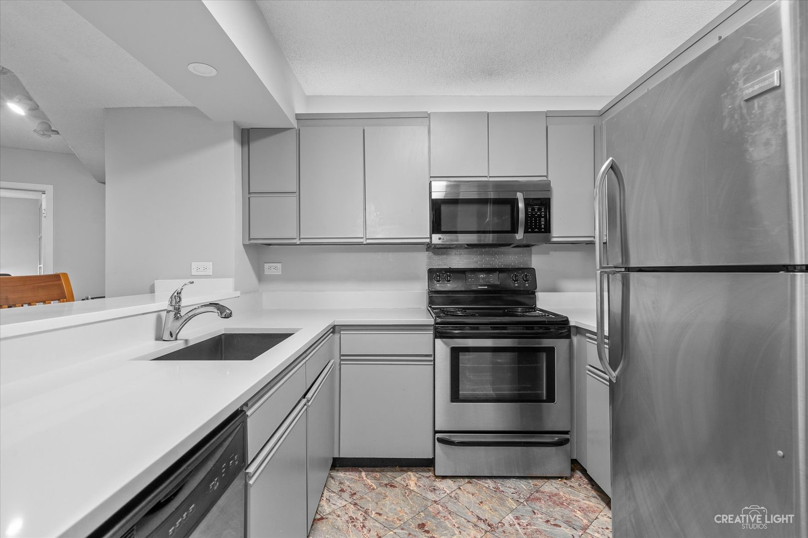 511 Aurora Avenue Unit: 215