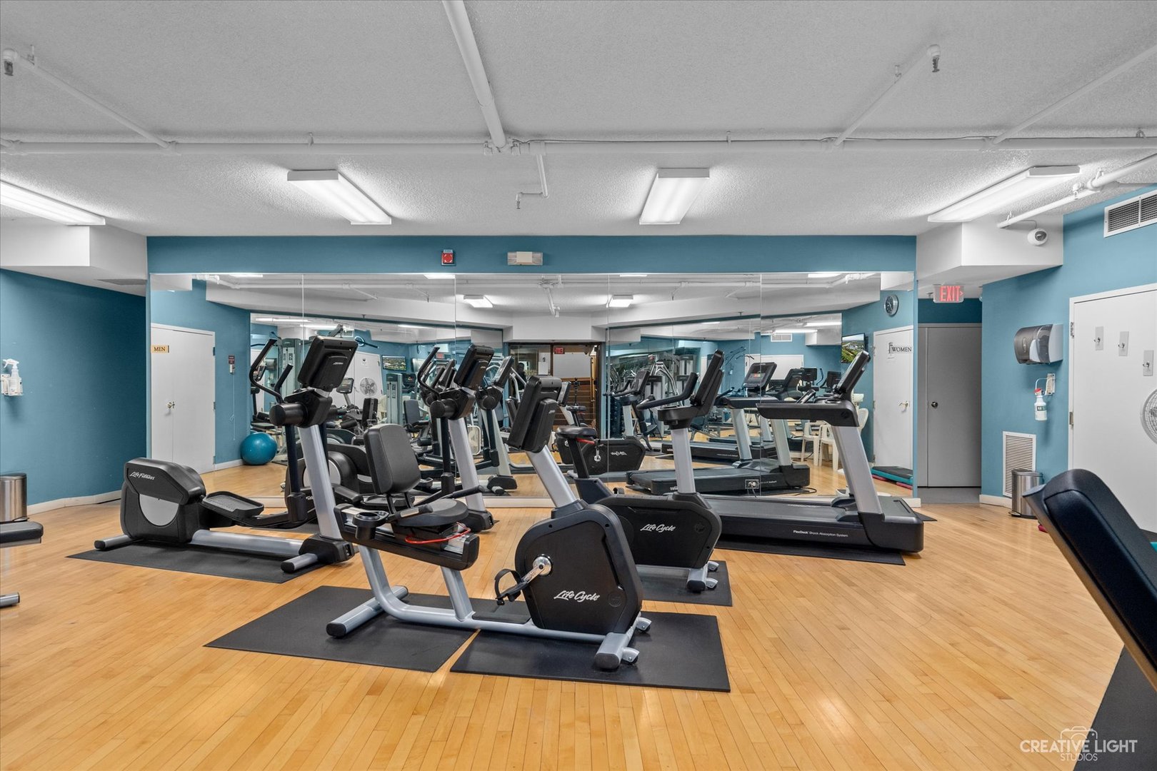 511 Aurora Avenue Unit: 215