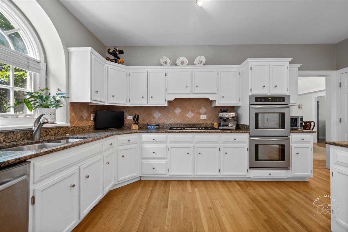 908 Spindletree Avenue