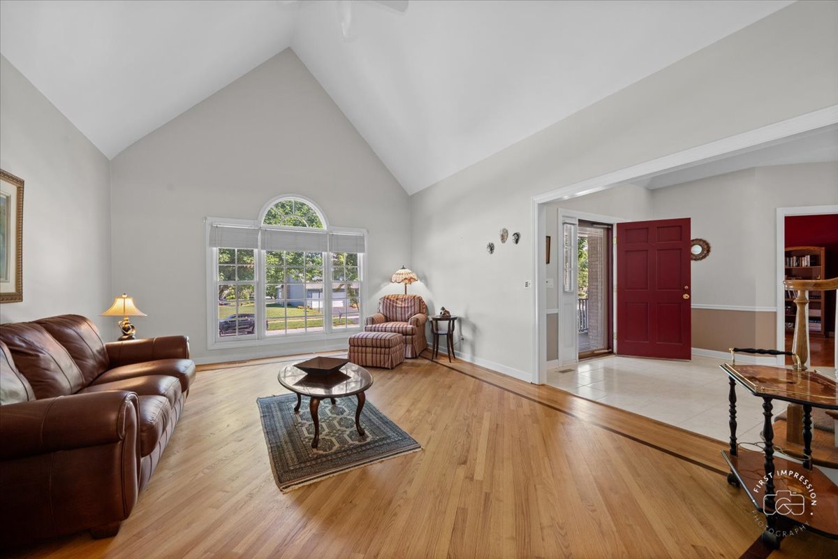 908 Spindletree Avenue