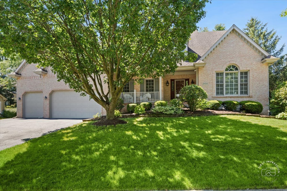 908 Spindletree Avenue