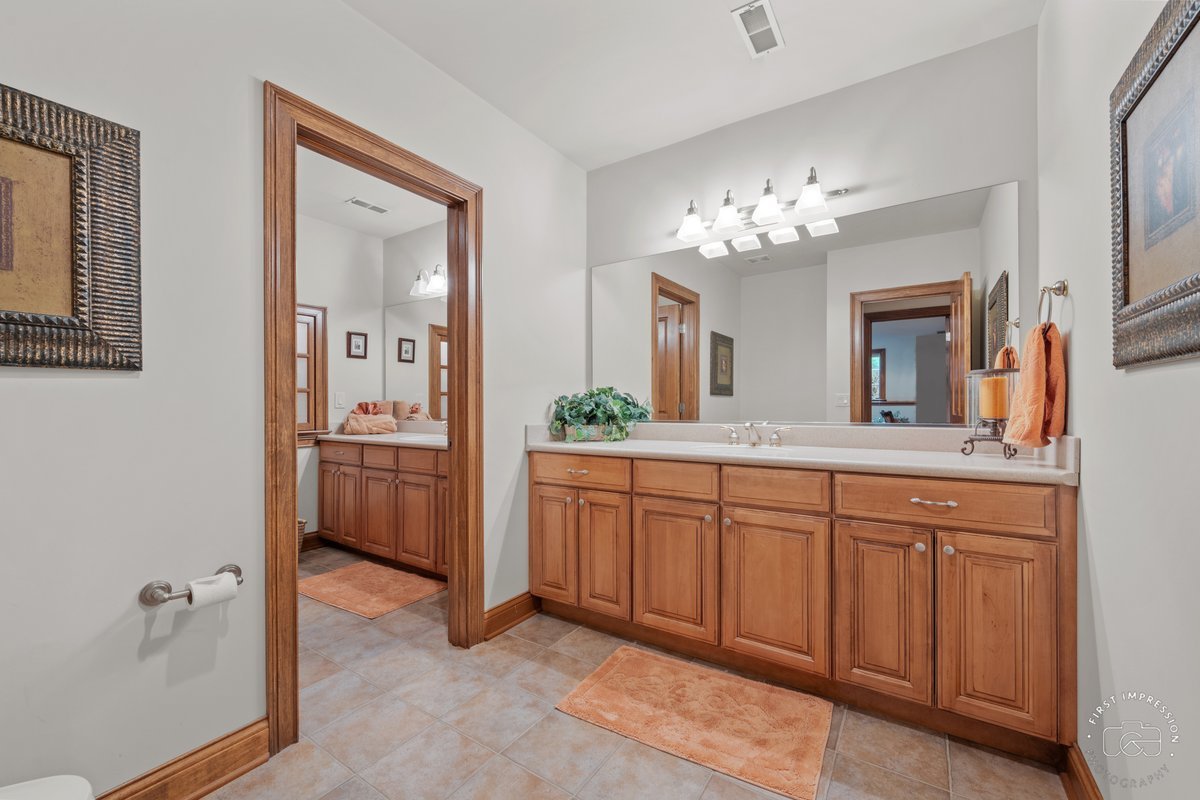 0S107 N Mathewson Lane