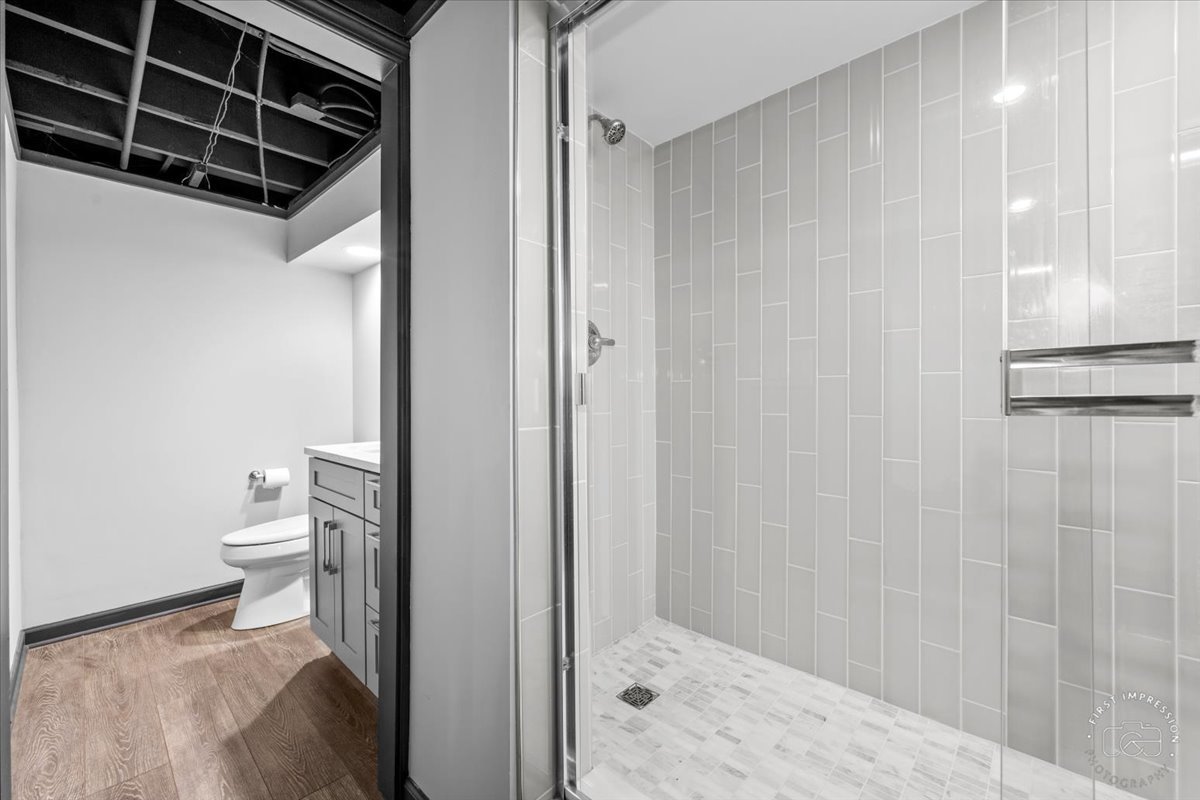 1660 White Pines Court