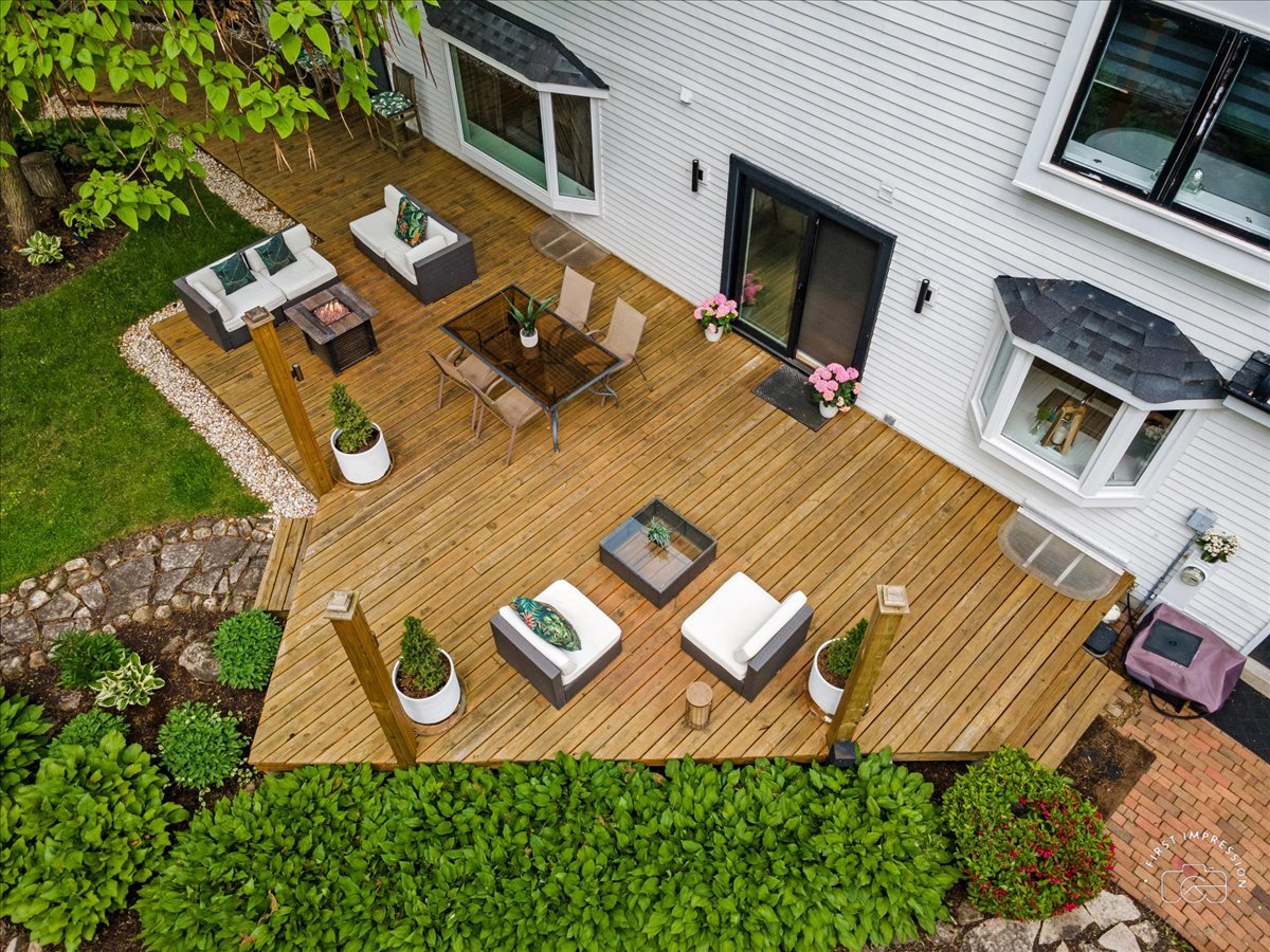 1660 White Pines Court