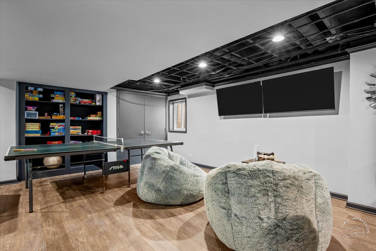 1660 White Pines Court