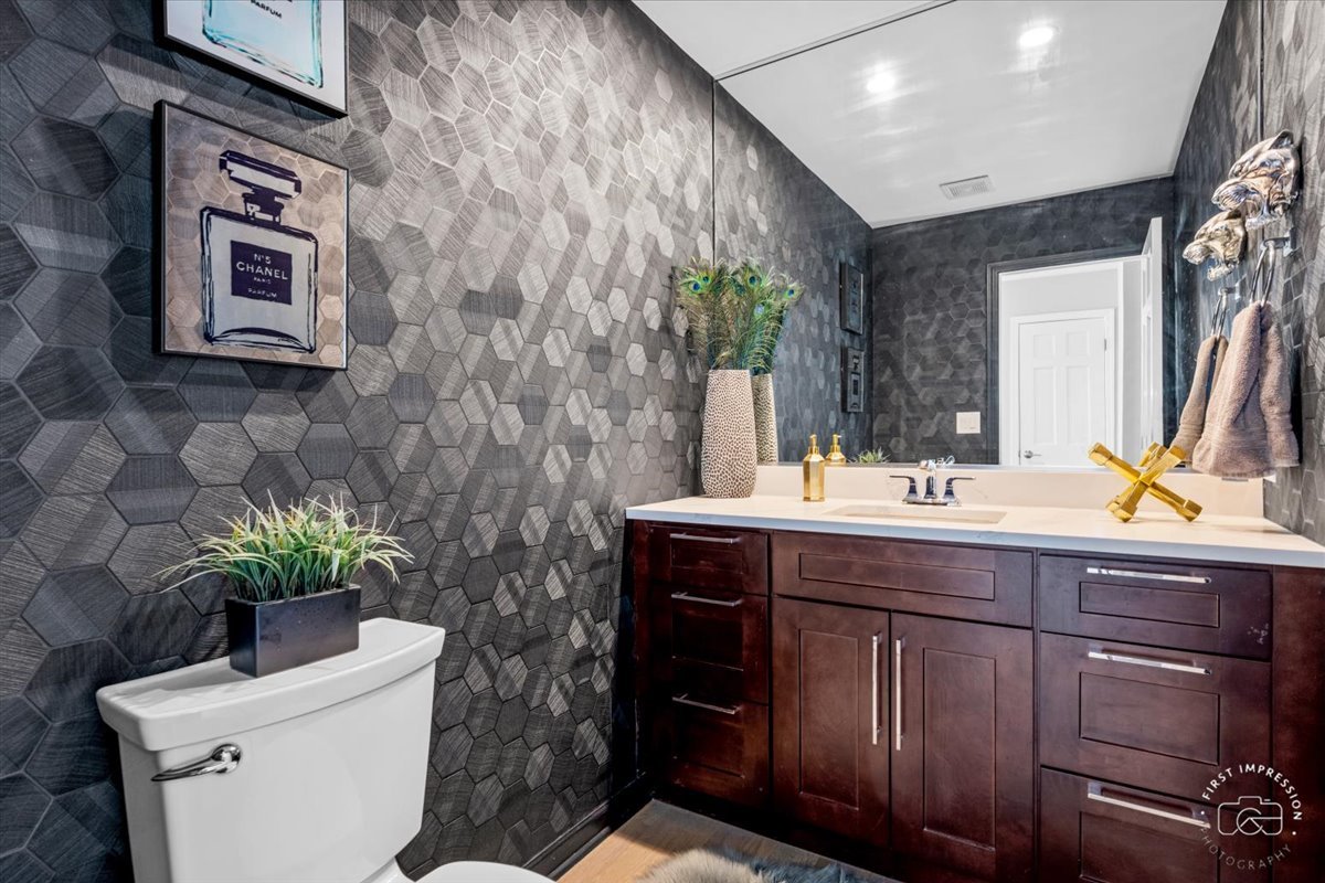 1660 White Pines Court