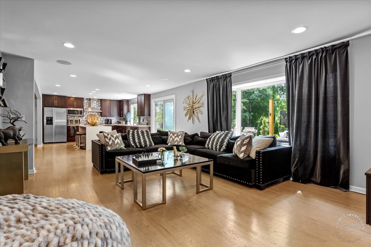 1660 White Pines Court