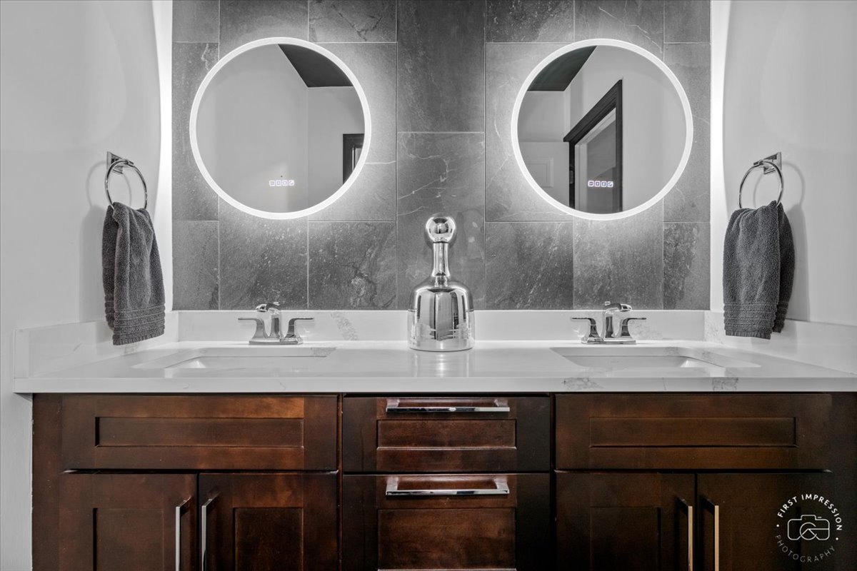 1660 White Pines Court