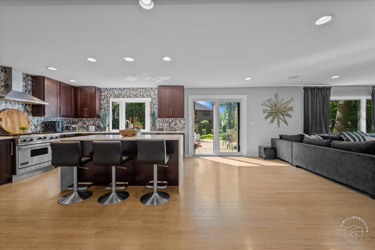 1660 White Pines Court