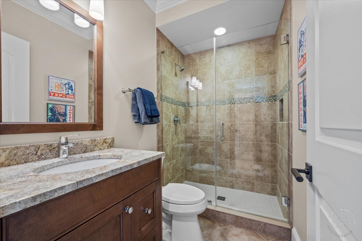 1048 Royal Bombay Court