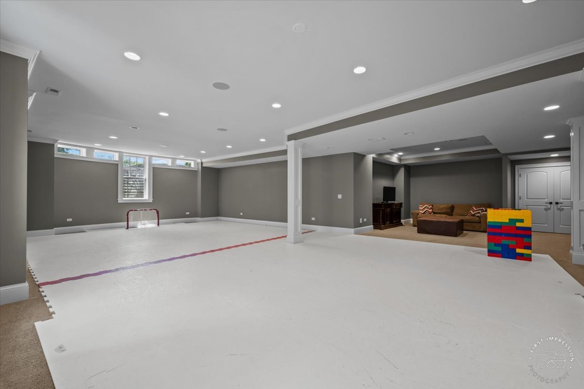 1048 Royal Bombay Court