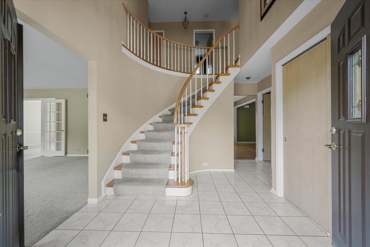 624 Bowling Green Court