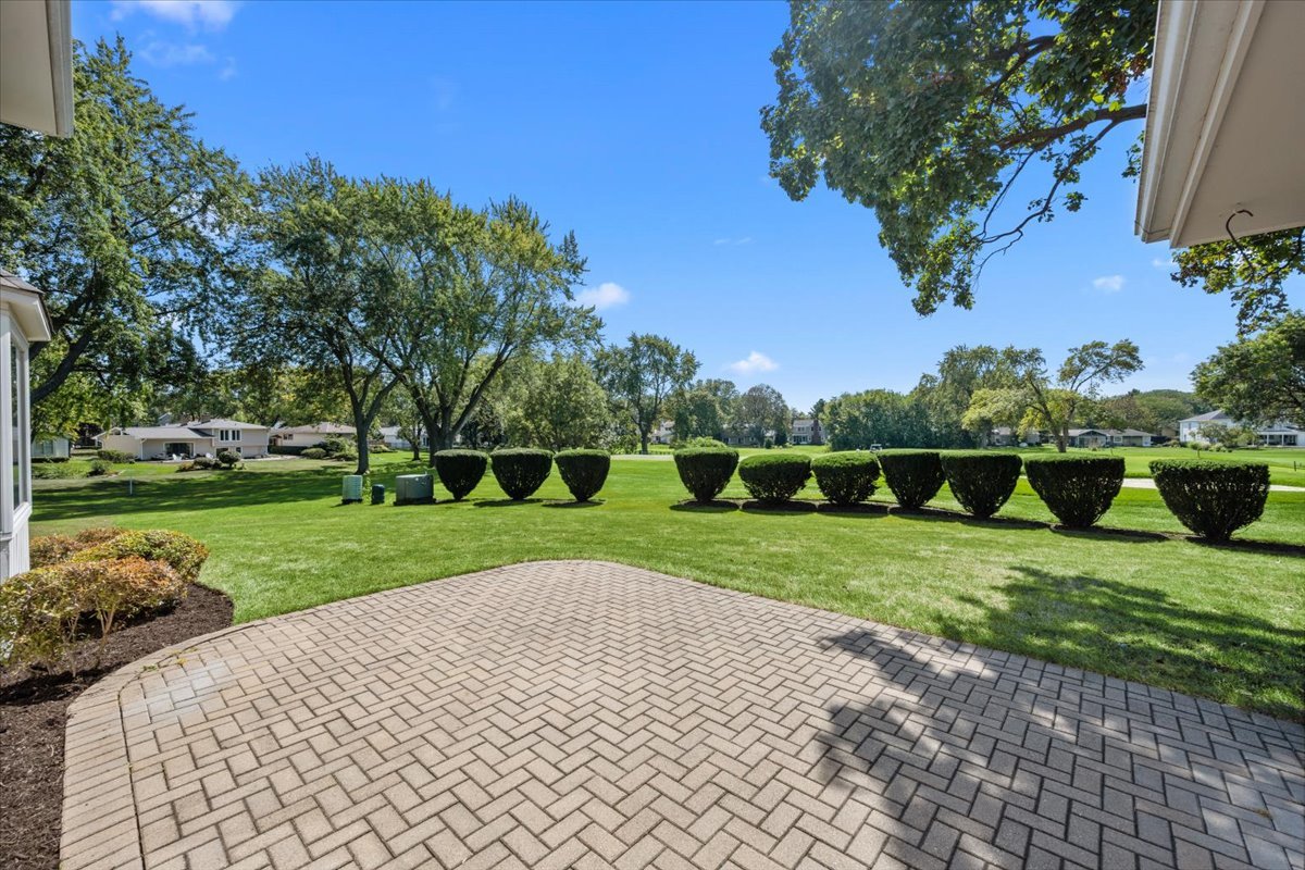 624 Bowling Green Court