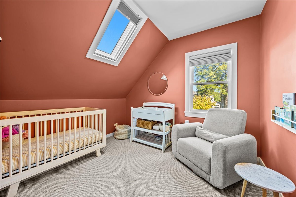 4909 W Pensacola Avenue