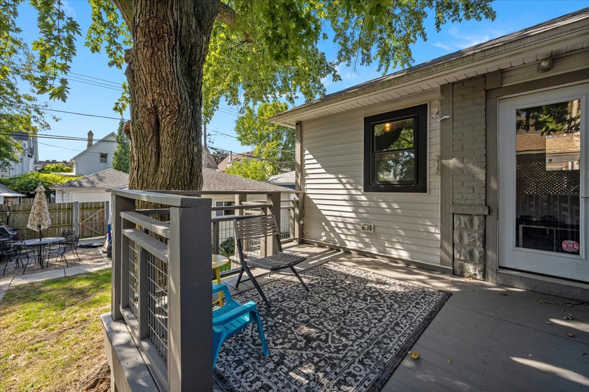 4909 W Pensacola Avenue