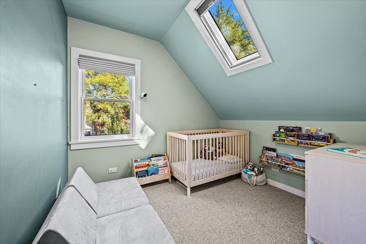 4909 W Pensacola Avenue