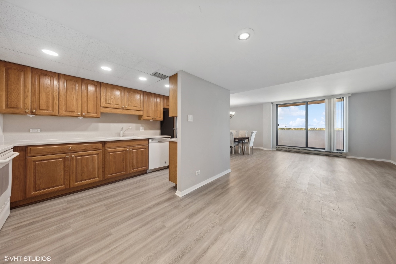 465 W Dominion Drive Unit: 903