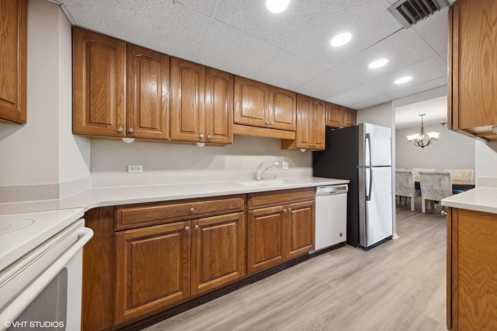 465 W Dominion Drive Unit: 903