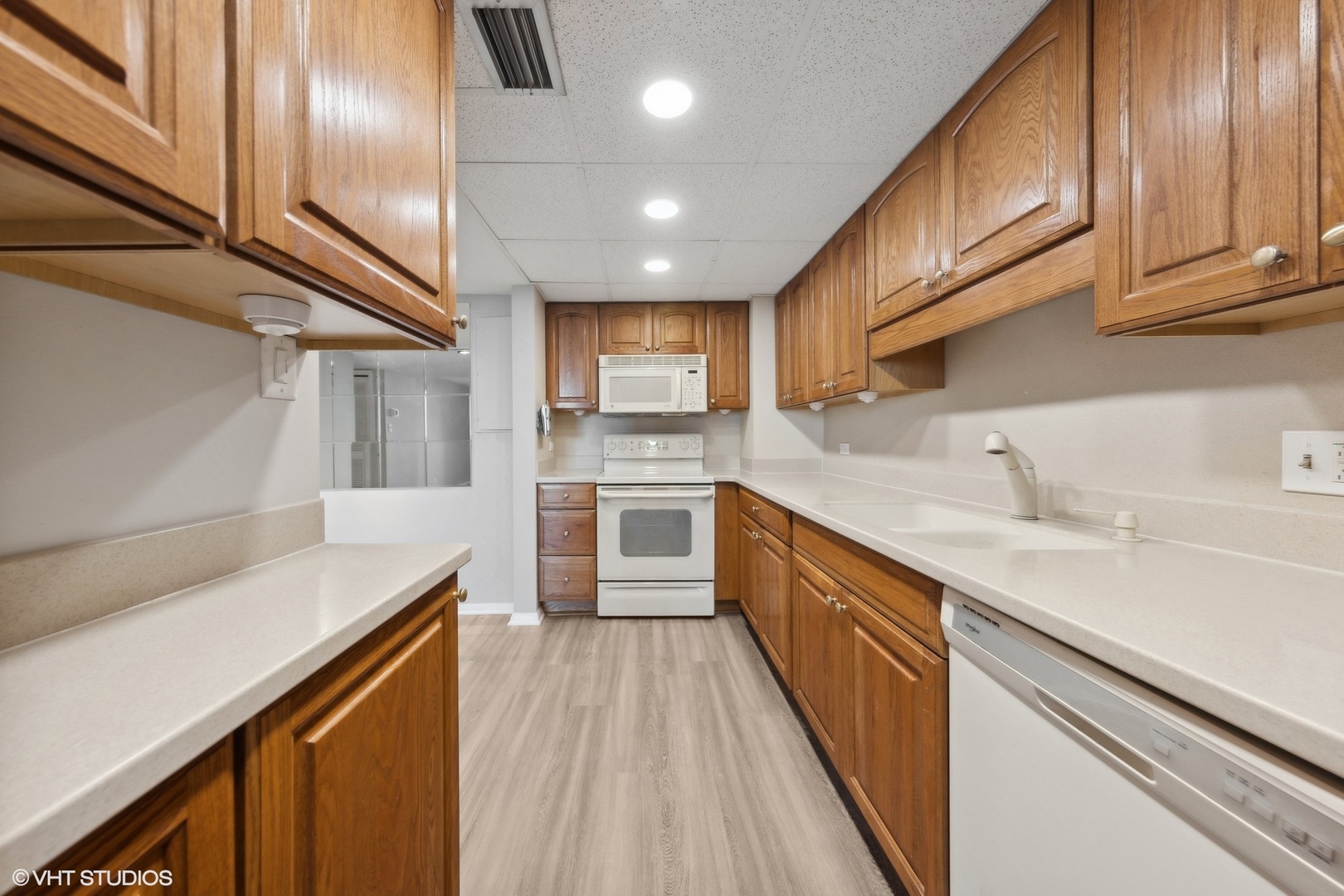 465 W Dominion Drive Unit: 903