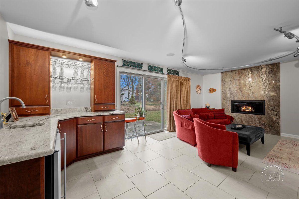 910 Royal Blackheath Court