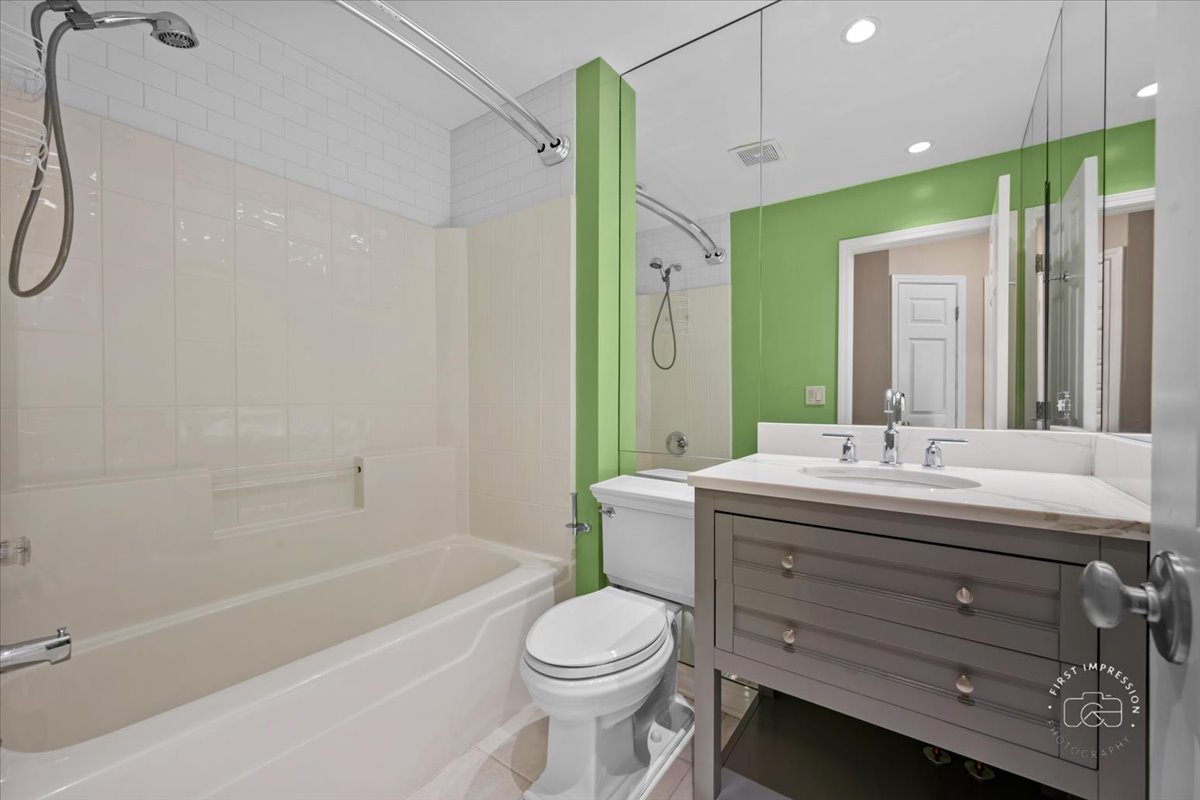 720 Prescott Court Unit: 720