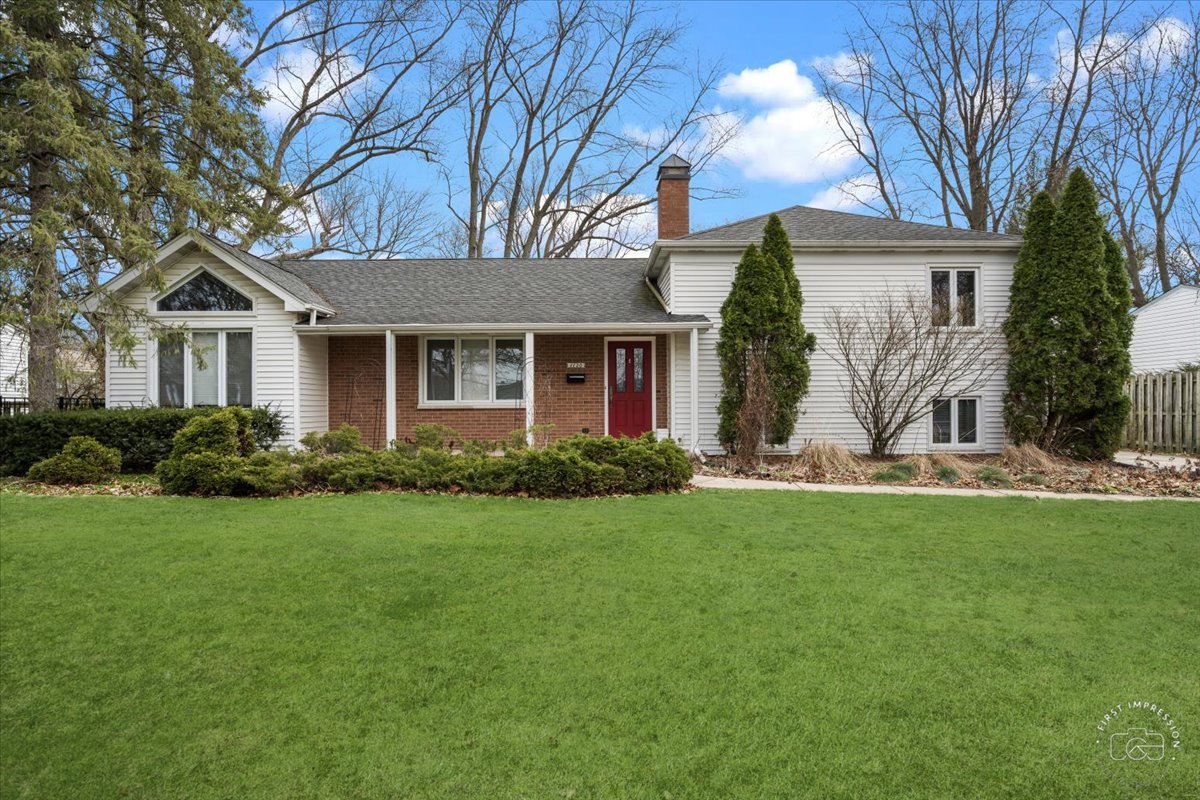 1120 N Brainard Street