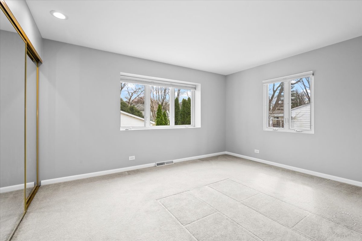 1120 N Brainard Street