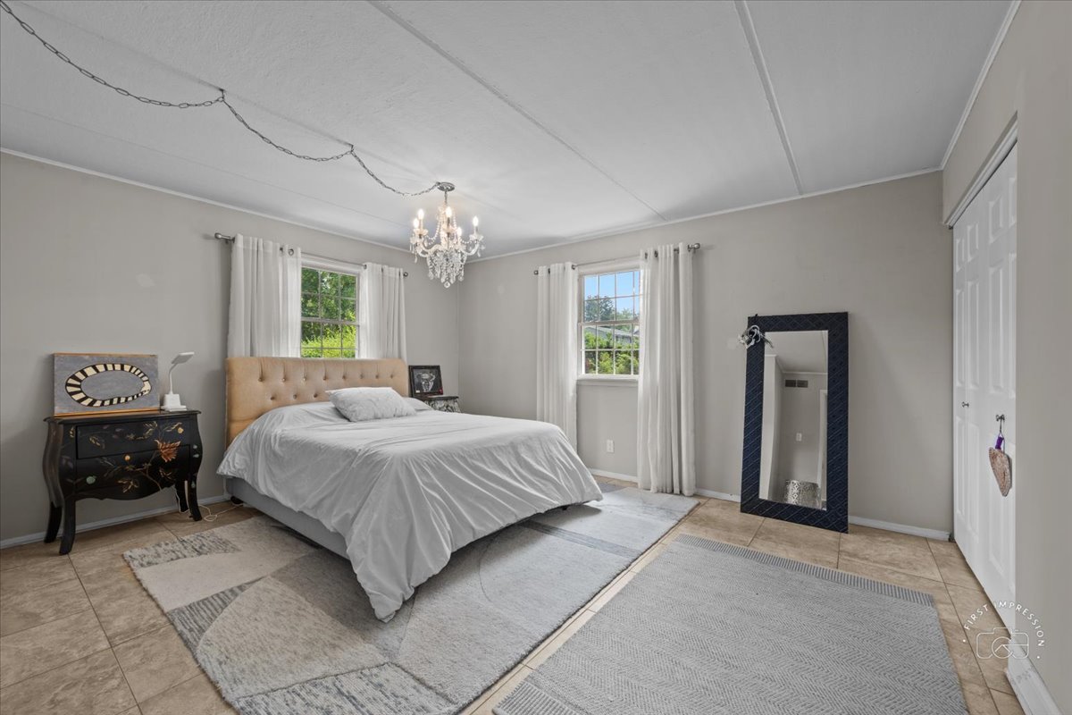 1125 Royal Saint George Drive Unit: 105