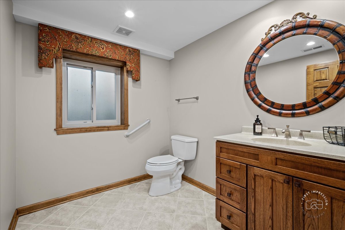 1617 Imperial Circle