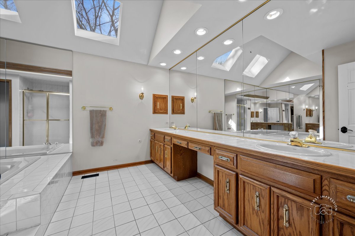 1617 Imperial Circle