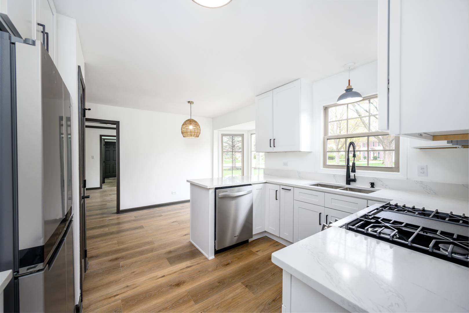 1072 S Naper Boulevard