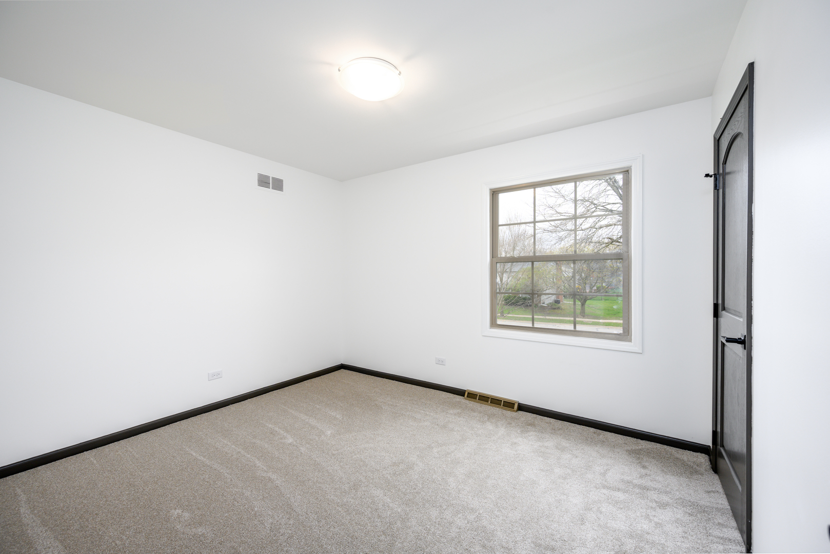 1072 S Naper Boulevard