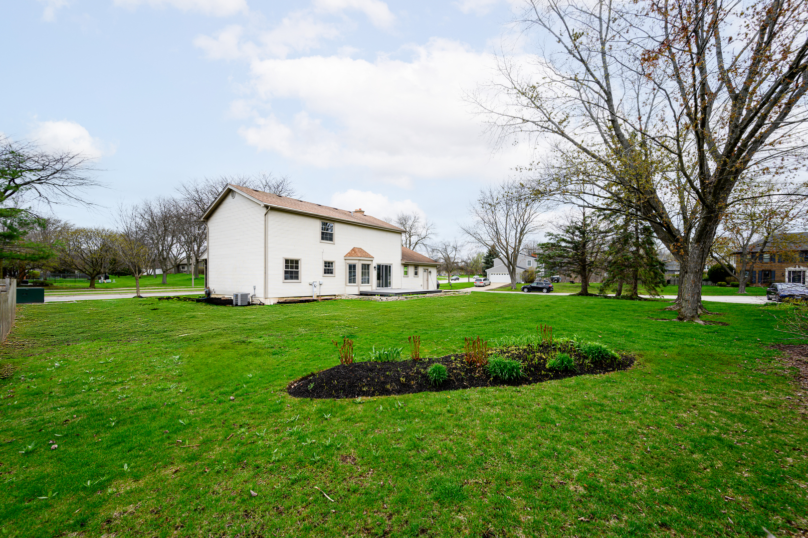 1072 S Naper Boulevard