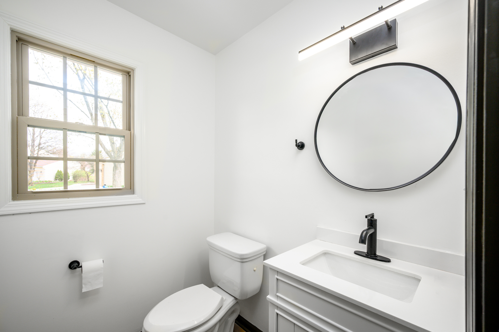 1072 S Naper Boulevard