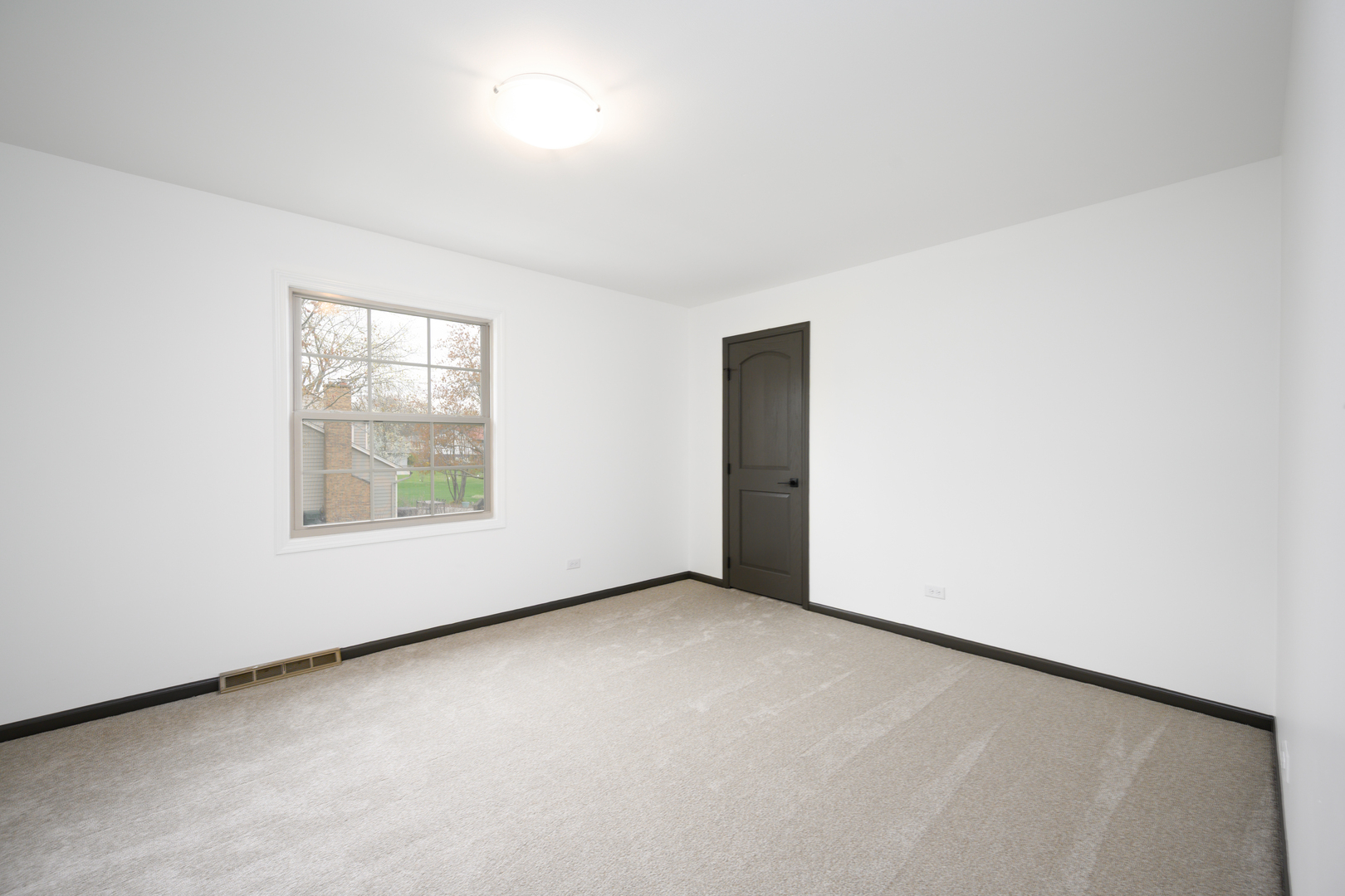 1072 S Naper Boulevard