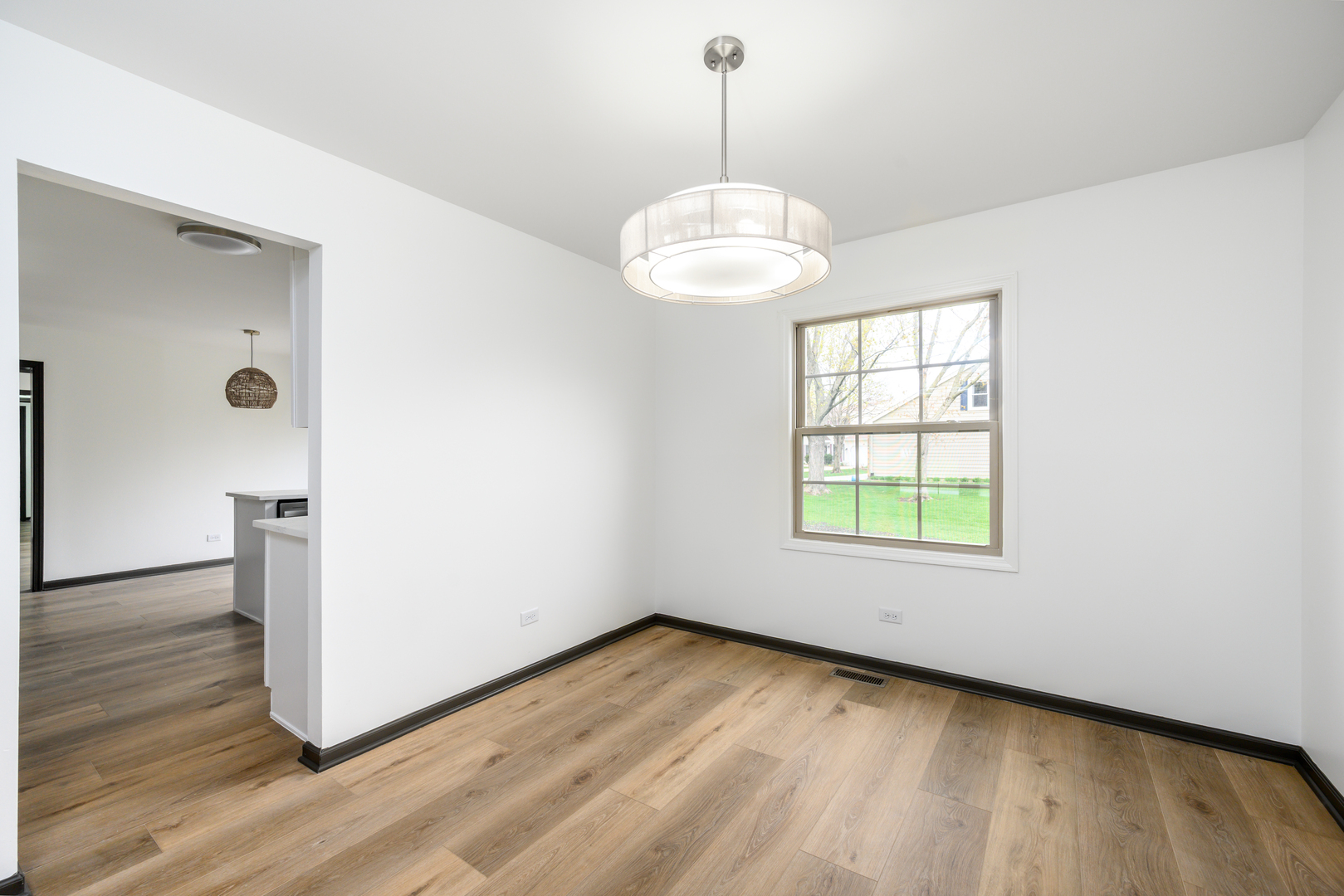 1072 S Naper Boulevard